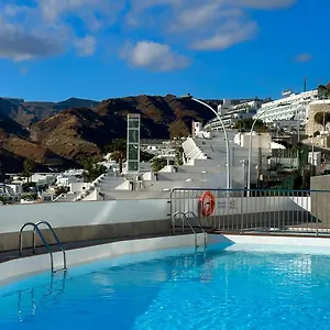 Omar Holidays Apartment